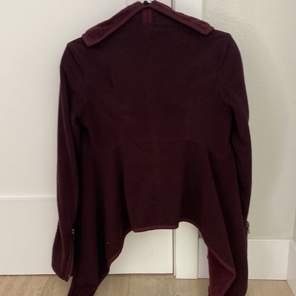 Jacket - Picture 4 of 9